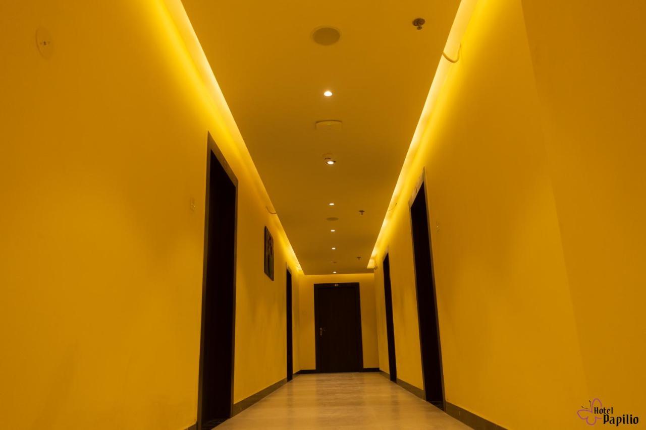 Hotel Papilio Malda Екстер'єр фото