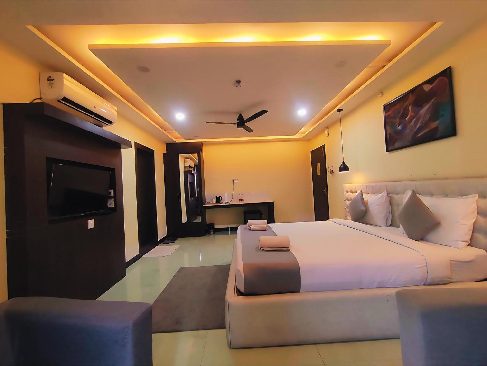 Hotel Papilio Malda Екстер'єр фото