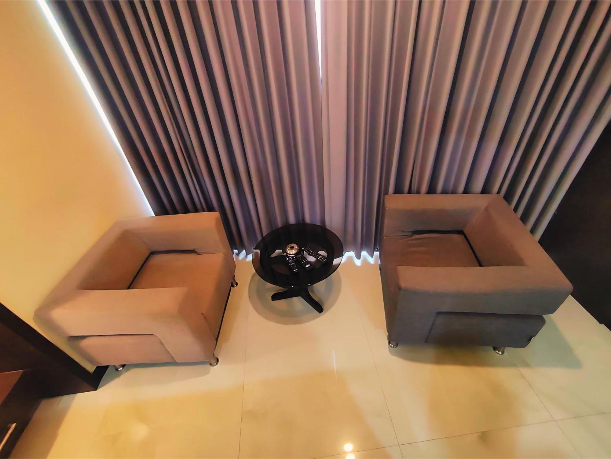 Hotel Papilio Malda Екстер'єр фото